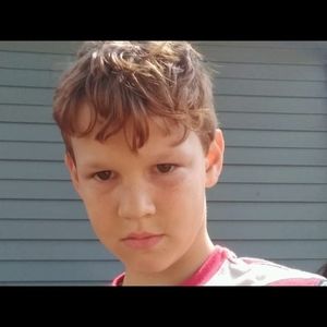 Meet your Posher, Ethan